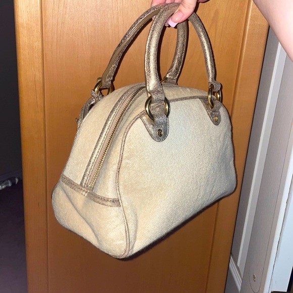 RARE AUTHENTIC Y2K JC CRÈME COLOURED HANDBAG 👜 - Picture 4 of 9